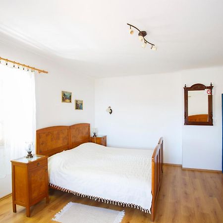 Apartments Villa Kastav In Old Town Center With Sea View And Parking Екстериор снимка