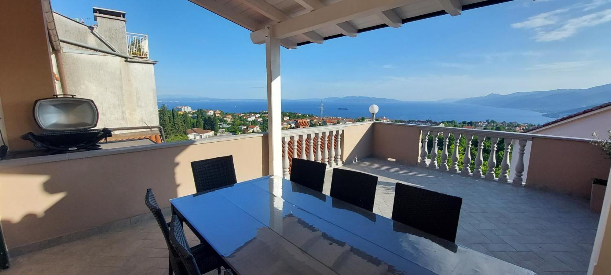 Apartments Villa Kastav In Old Town Center With Sea View And Parking Екстериор снимка