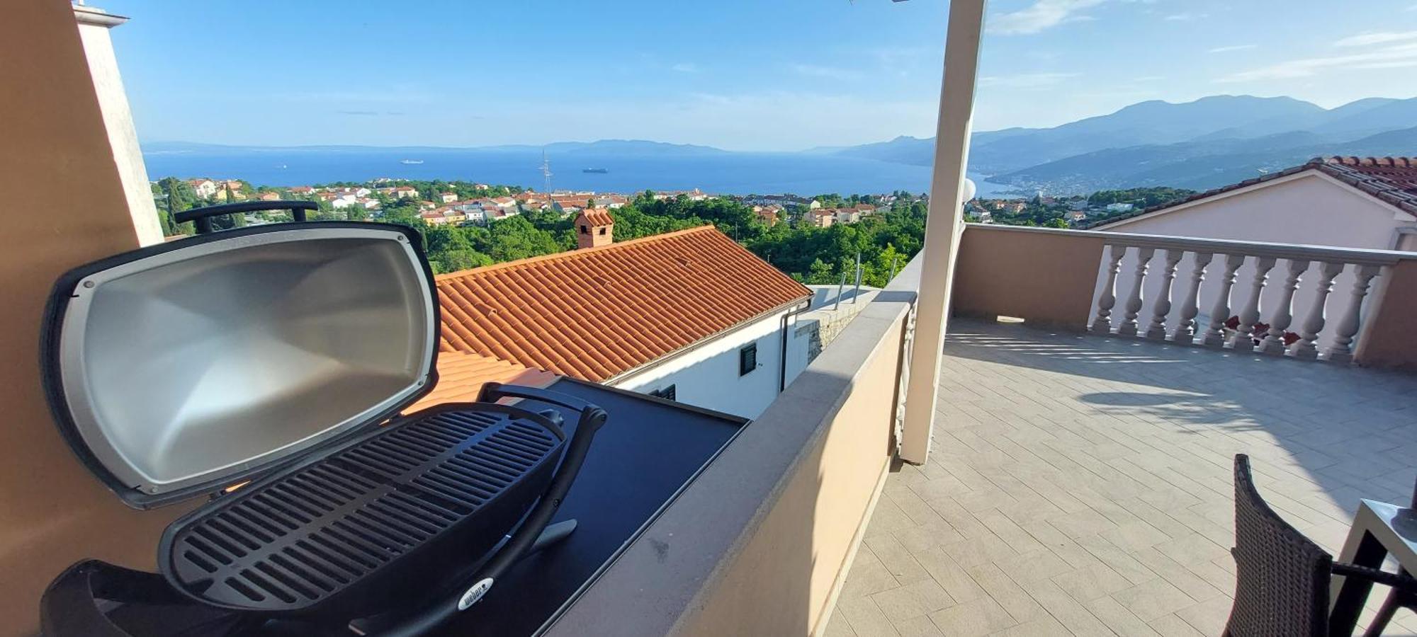 Apartments Villa Kastav In Old Town Center With Sea View And Parking Екстериор снимка