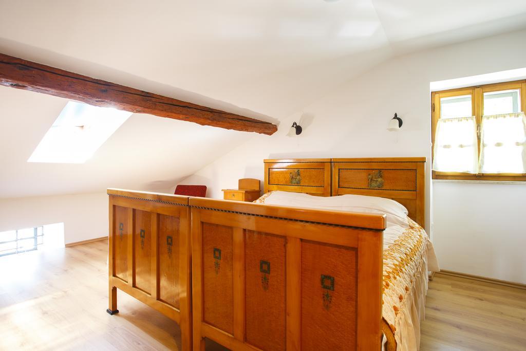 Apartments Villa Kastav In Old Town Center With Sea View And Parking Стая снимка
