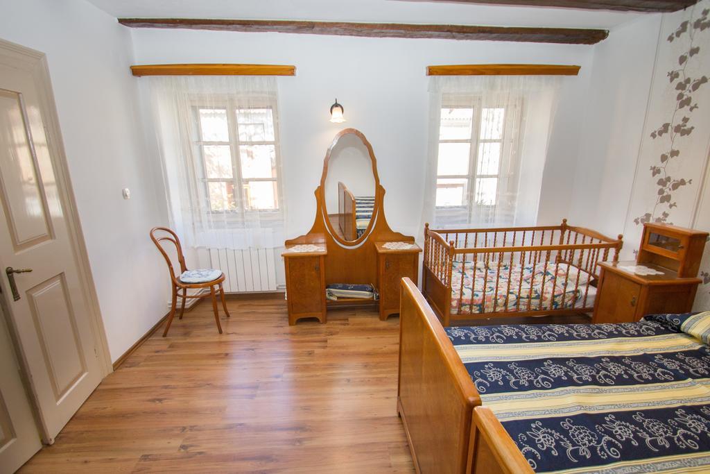 Apartments Villa Kastav In Old Town Center With Sea View And Parking Екстериор снимка