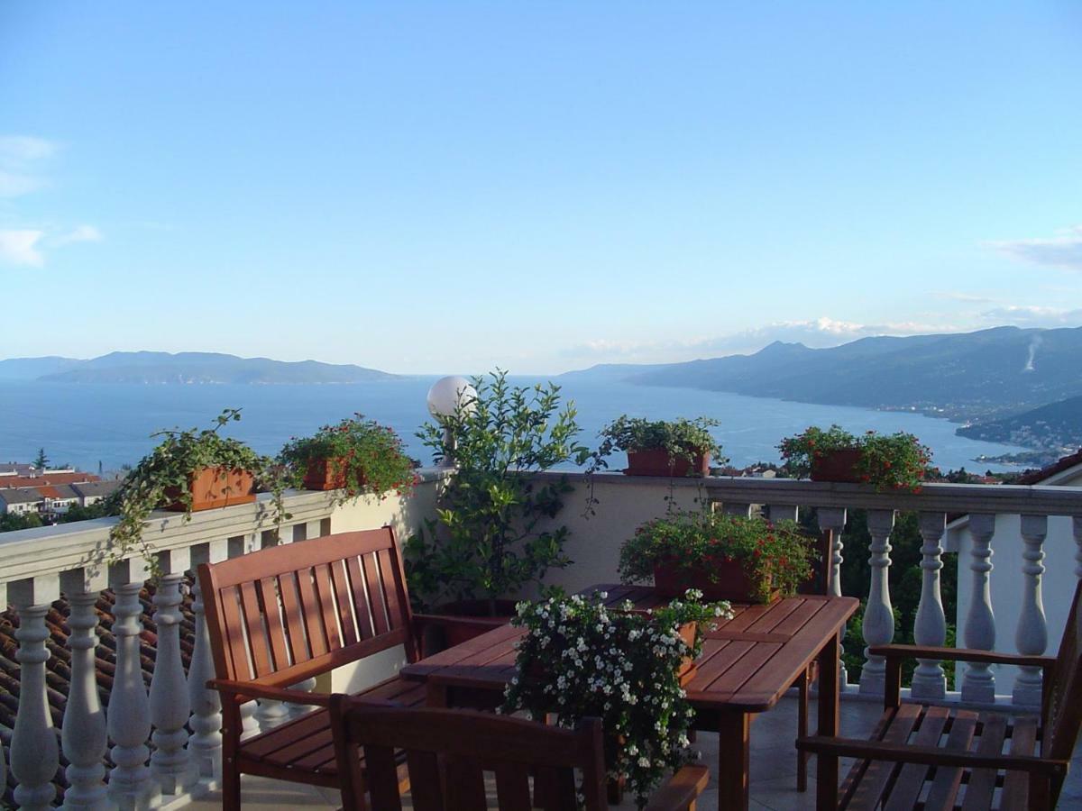 Apartments Villa Kastav In Old Town Center With Sea View And Parking Екстериор снимка